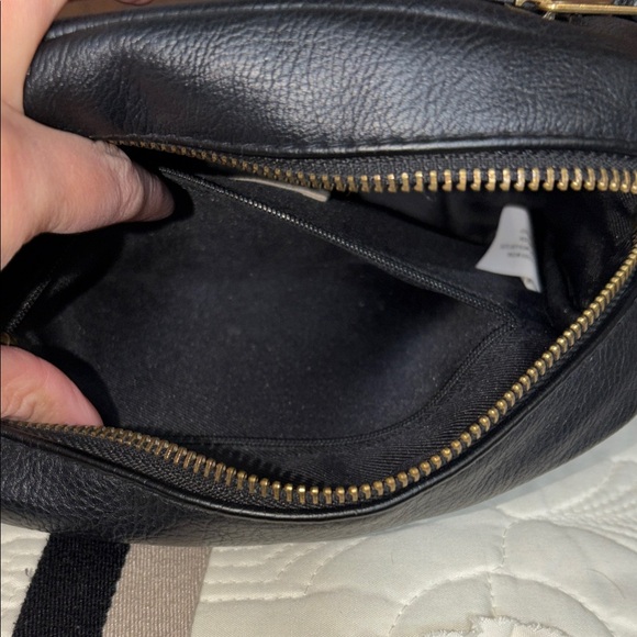 Universal Thread Black Faux Leather Bag with Gold Zipper EUC - Picture 4 of 12